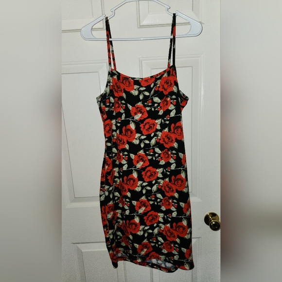 ROSE DRESS ! - Picture 2 of 4